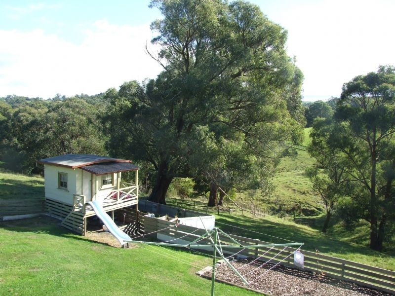 24 Valley View Court, Yallourn North VIC 3825