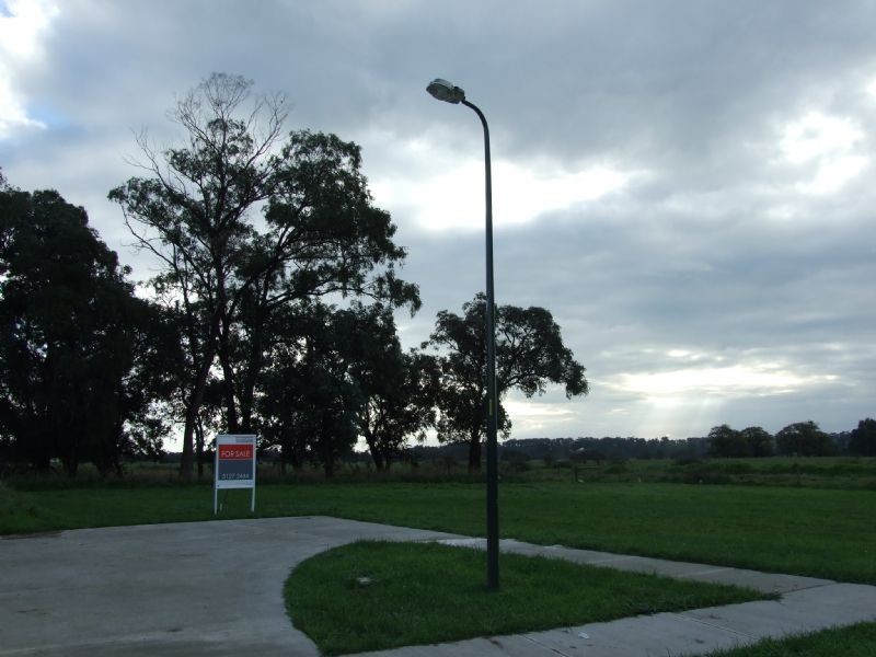 23 Sweetwater Place, Moe VIC 3825