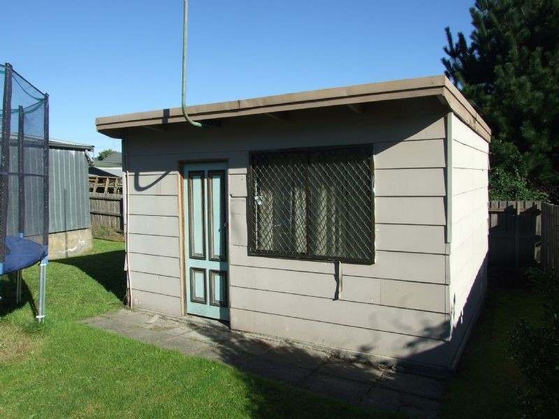 87 Hampton Street, Moe VIC 3825