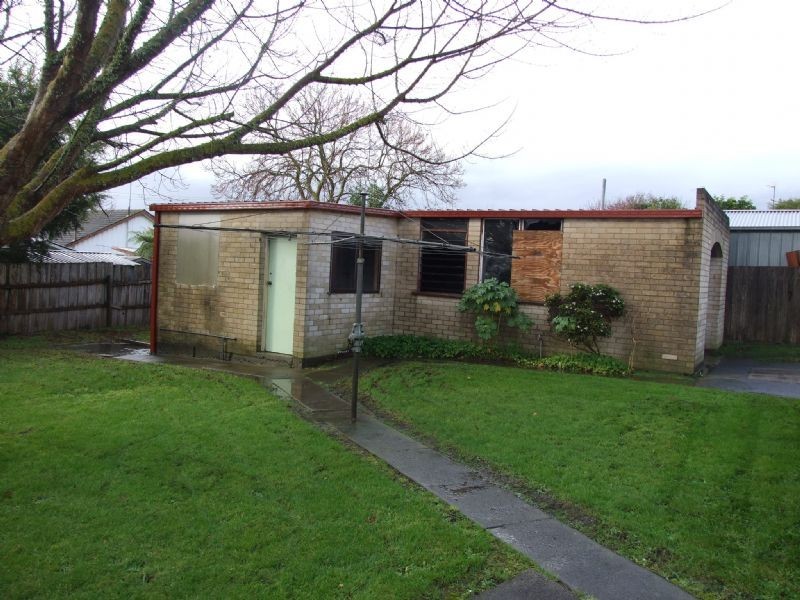 12 Charles Street, Moe VIC 3825