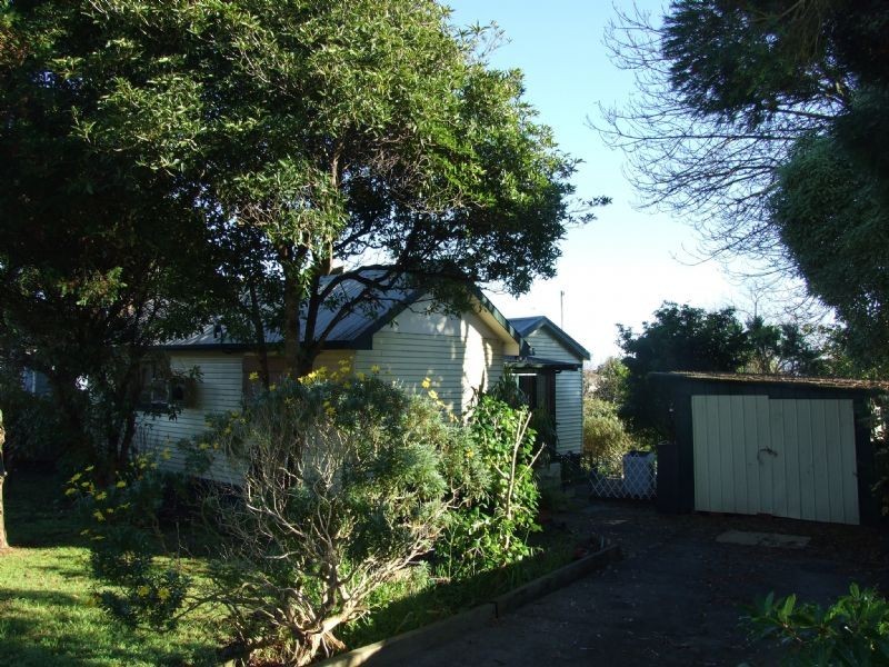 13 Powell Street, Newborough VIC 3825
