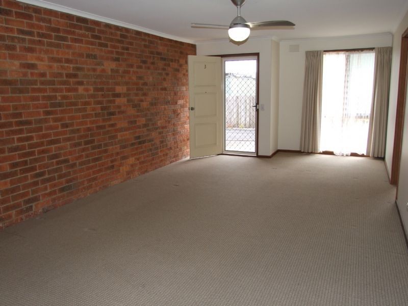 3/36 Saxtons Drive, Moe VIC 3825