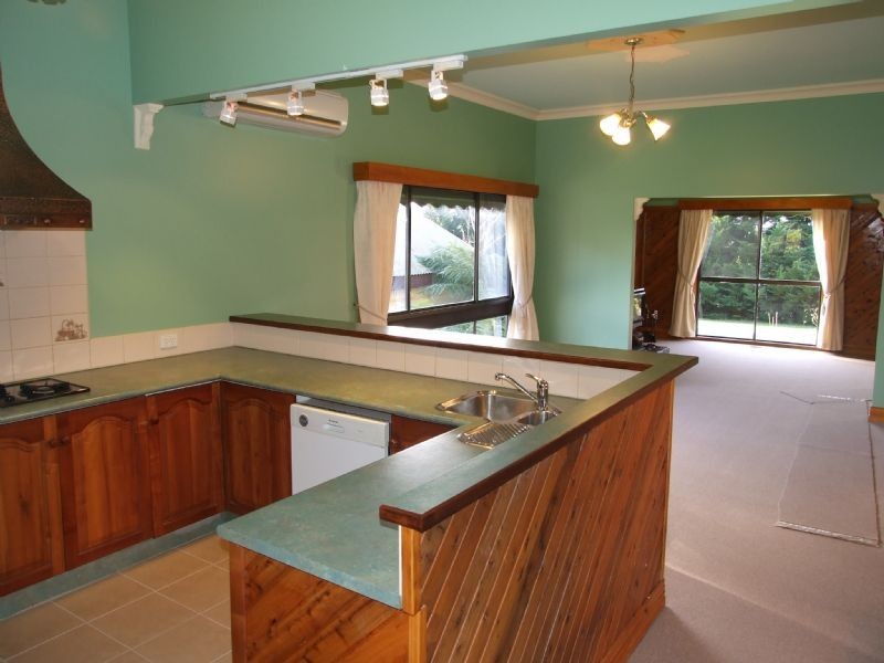 12A Frys Track, Newborough VIC 3825