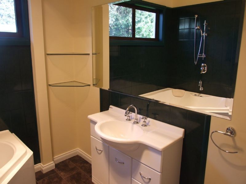 12A Frys Track, Newborough VIC 3825