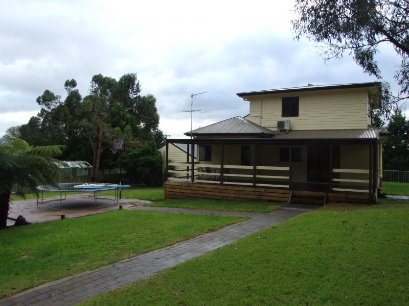 12A Frys Track, Newborough VIC 3825