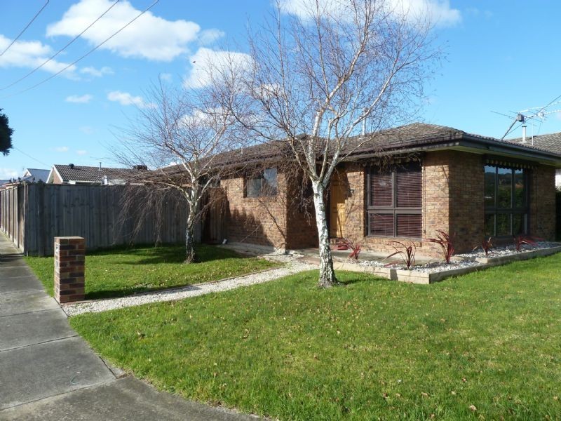 63 Watsons Road, Moe VIC 3825