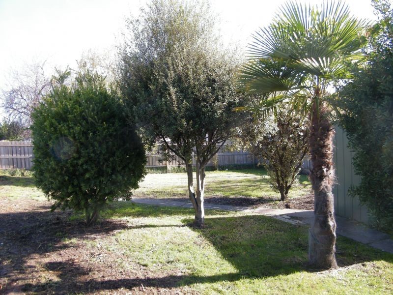 8 Mann Street, Moe VIC 3825