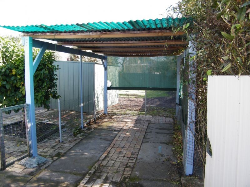 8 Mann Street, Moe VIC 3825
