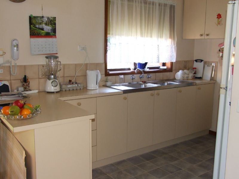 4/4 Reservoir Road, Moe VIC 3825