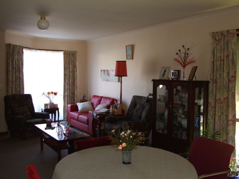 4/4 Reservoir Road, Moe VIC 3825