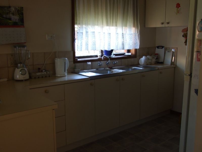 4/4 Reservoir Road, Moe VIC 3825