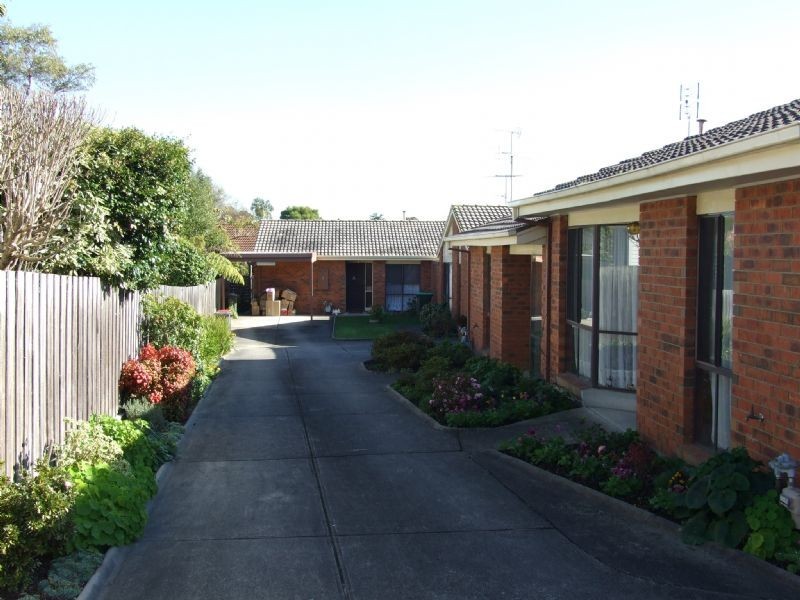 4/4 Reservoir Road, Moe VIC 3825