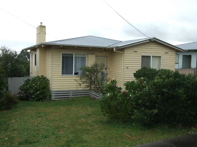 35  Lincoln Street, Moe VIC 3825