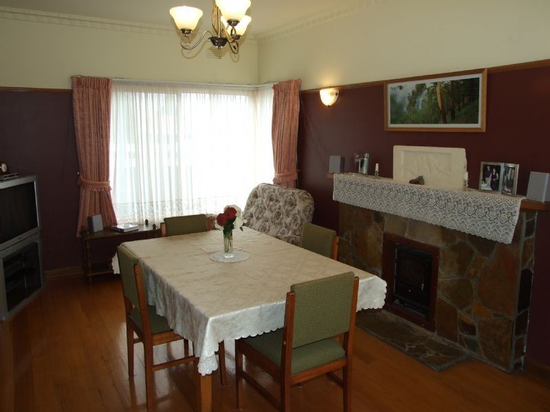 5 Durham Road, Newborough VIC 3825