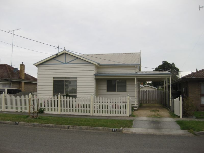 11 York Street, Moe VIC 3825