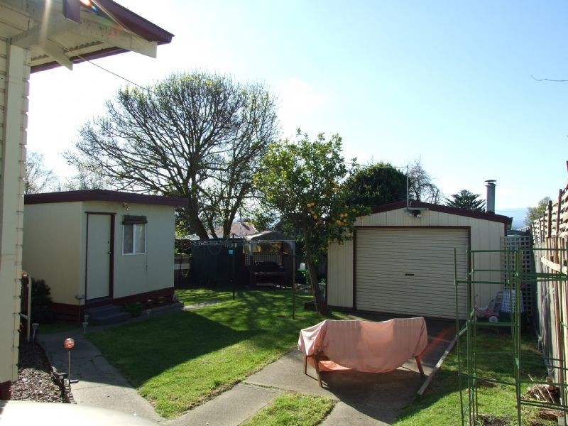 17 Lincoln Street, Moe VIC 3825