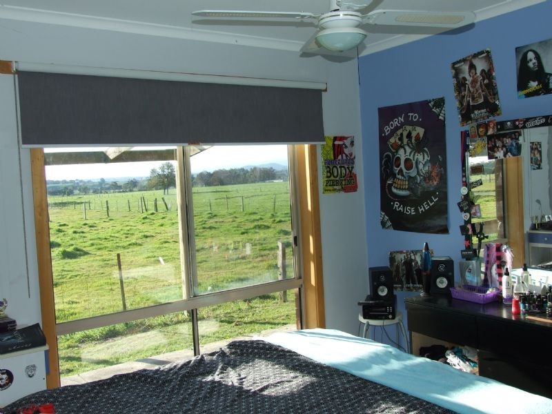 17 Mervyn Street, Moe VIC 3825