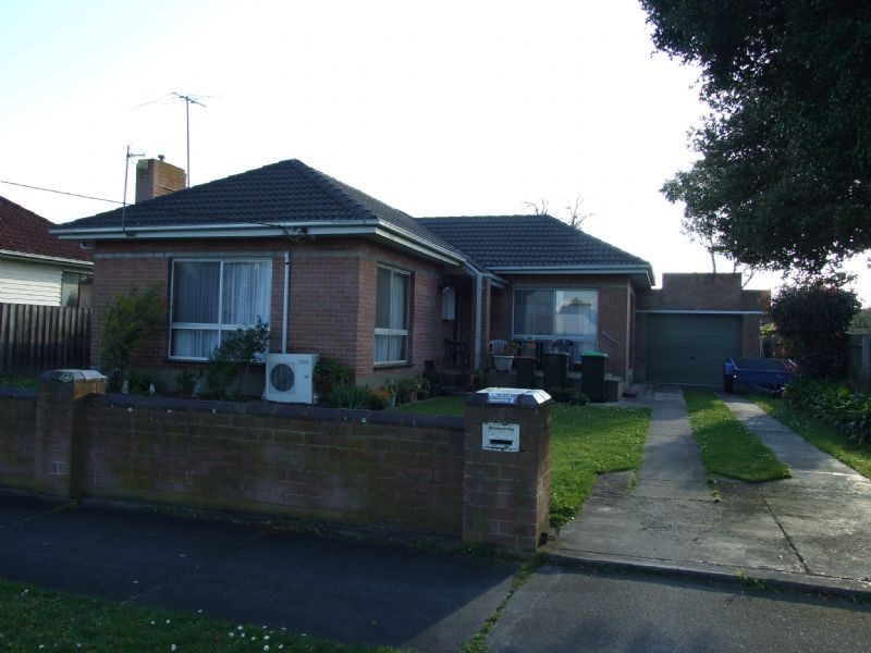 32 Bennett Street, Moe VIC 3825