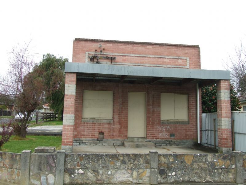 2-4 Stirling Street, Moe VIC 3825