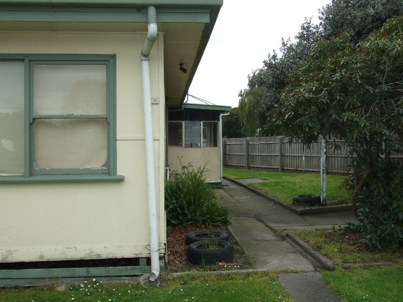 2-4 Stirling Street, Moe VIC 3825