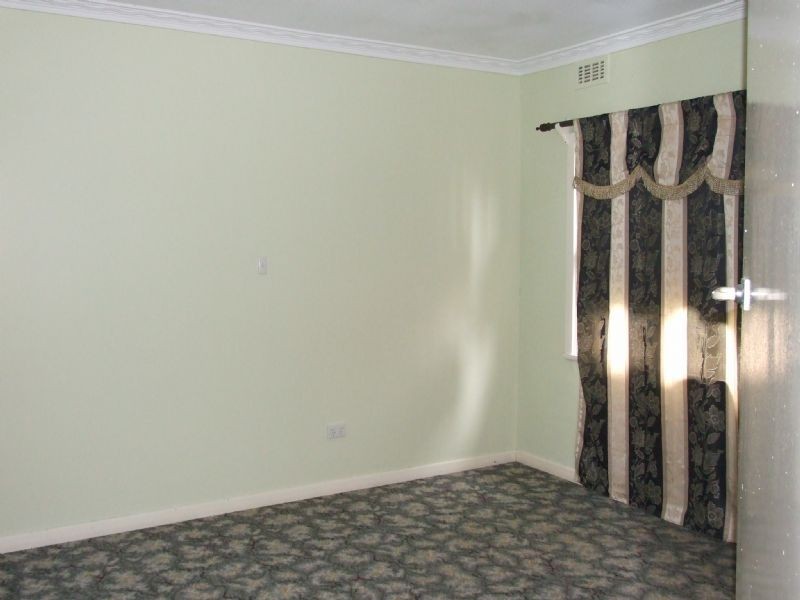 2-4 Stirling Street, Moe VIC 3825