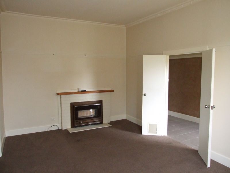 36 Victoria Street, Moe VIC 3825