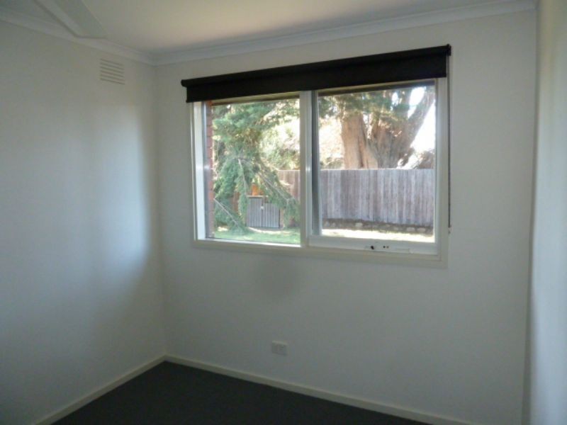 2/35 Austin Avenue, Moe VIC 3825