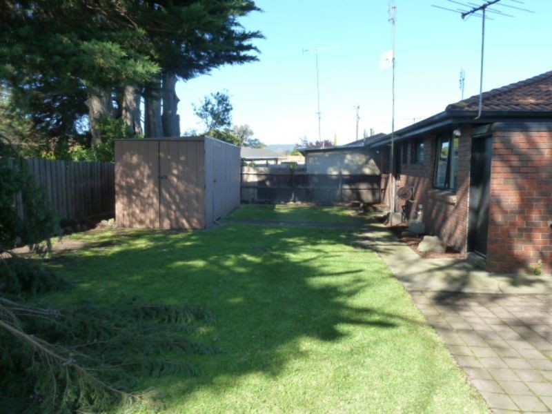 2/35 Austin Avenue, Moe VIC 3825