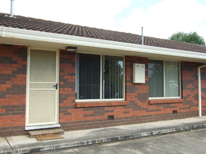 2/10 Parkin Street, Moe VIC 3825