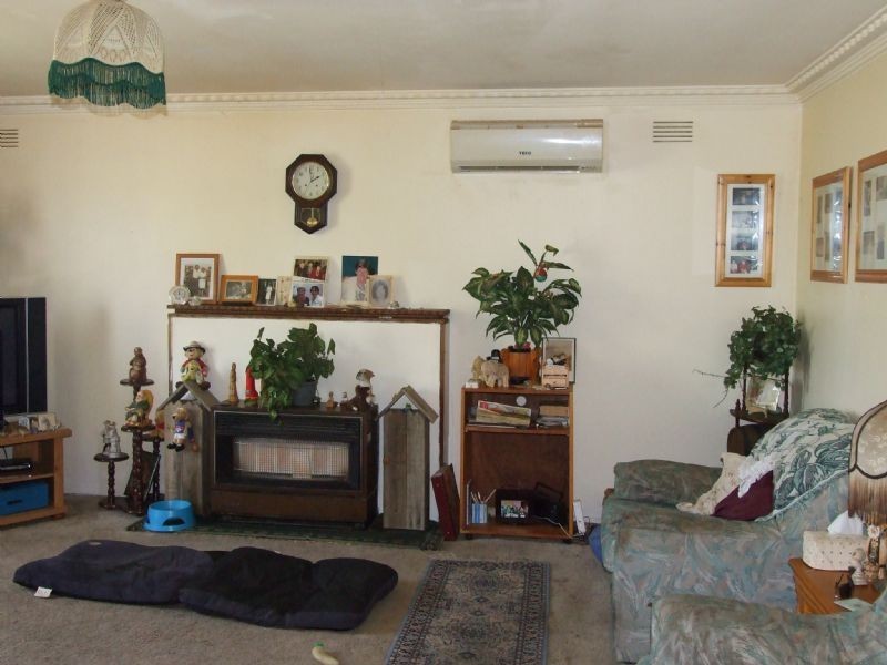 28 Victoria Street, Moe VIC 3825