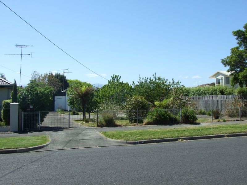 28 Victoria Street, Moe VIC 3825