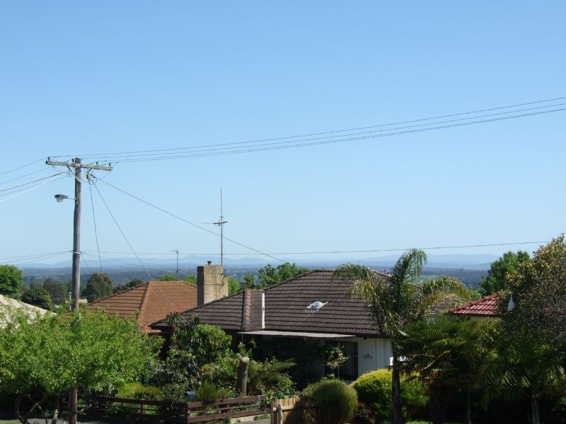 11 Charles Street, Moe VIC 3825