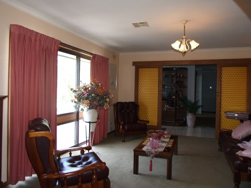 17 Brownbill Street, Moe VIC 3825