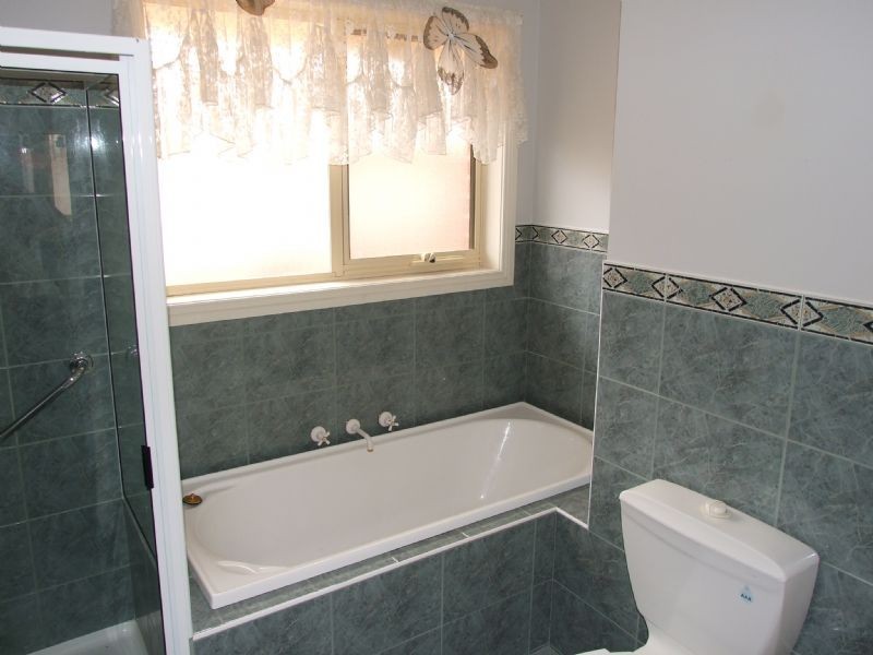 39 Wirrana Drive, Moe VIC 3825