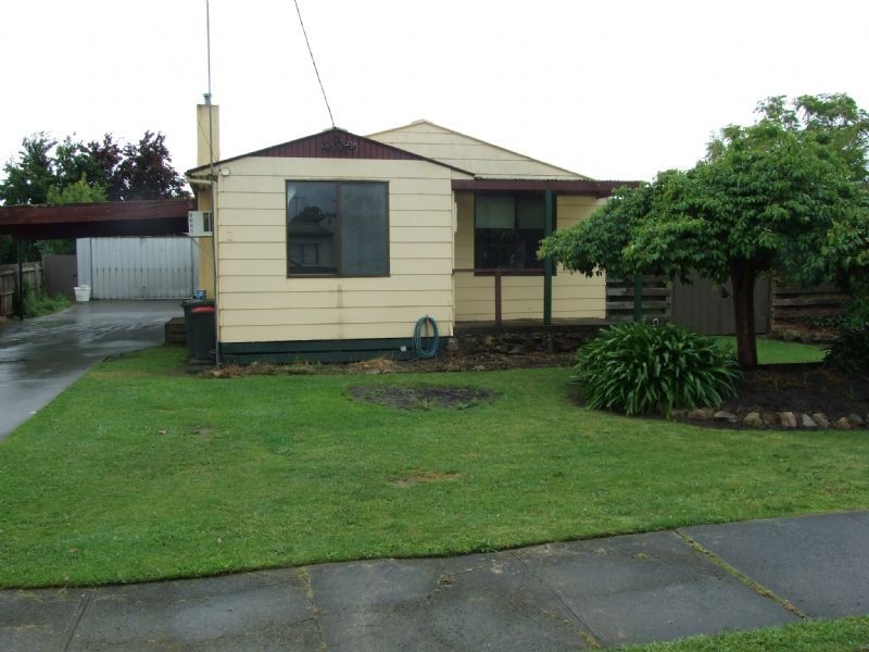 2 Retford Street, Newborough VIC 3825