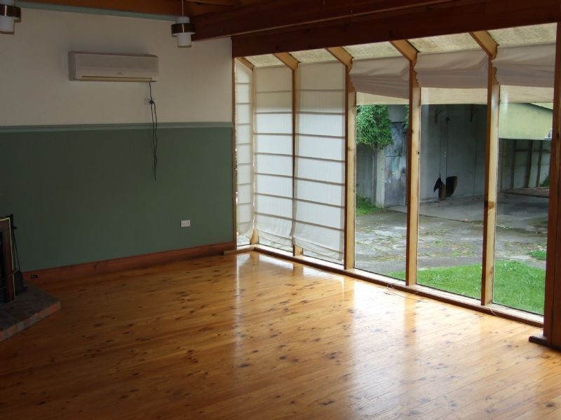 18 Gladstone Street, Moe VIC 3825