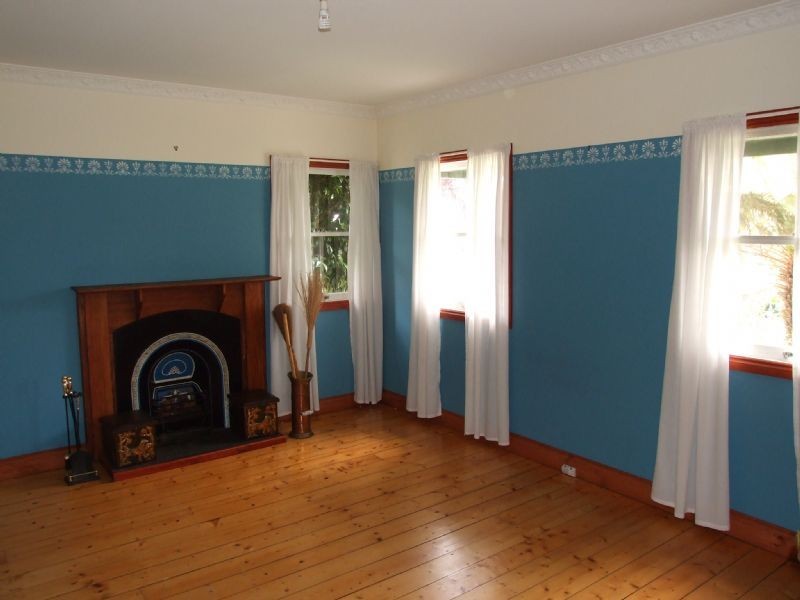 18 Gladstone Street, Moe VIC 3825