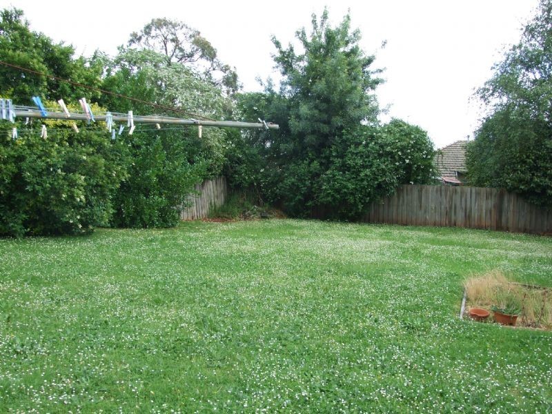 10 Hampton Street, Moe VIC 3825