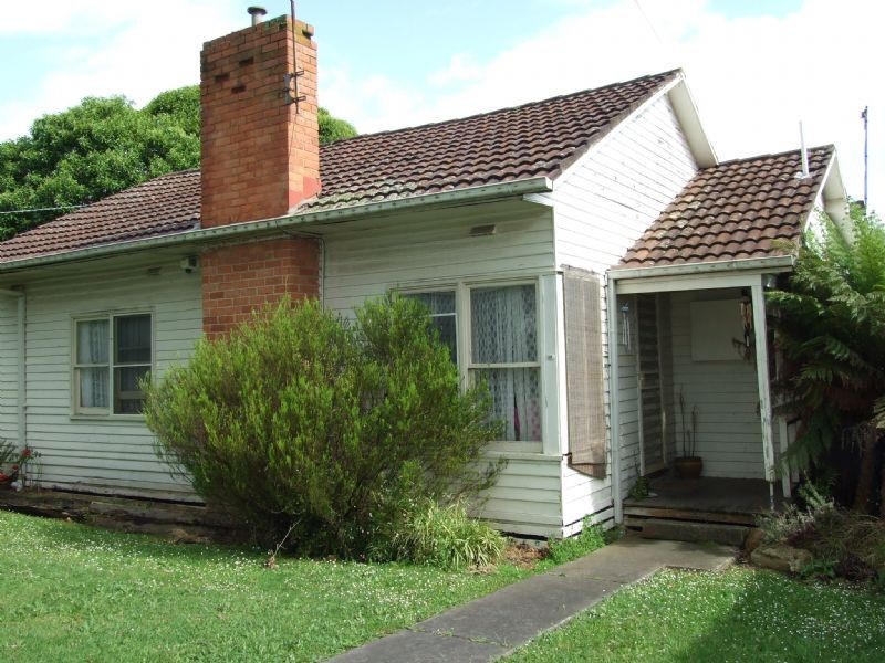 10 Hampton Street, Moe VIC 3825