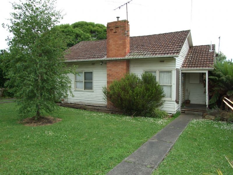 10 Hampton Street, Moe VIC 3825
