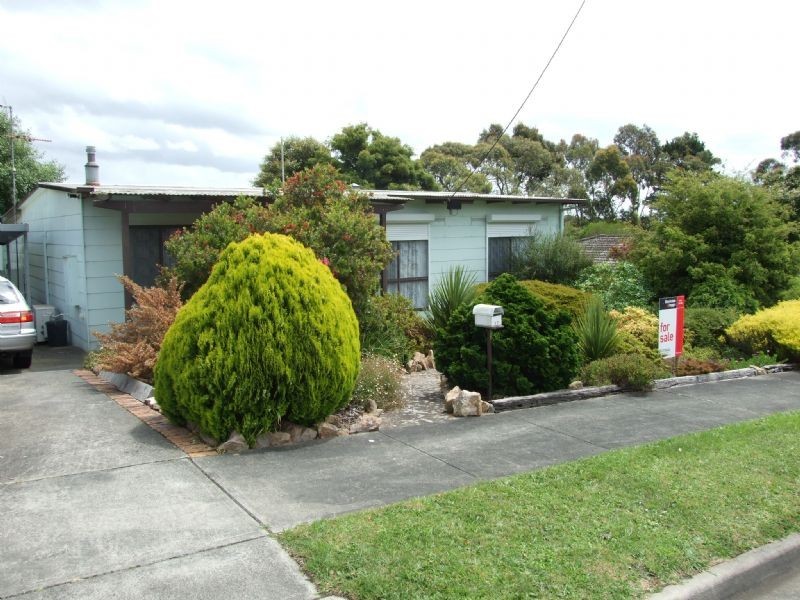 17 Joy Street, Newborough VIC 3825