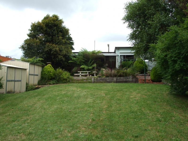 17 Joy Street, Newborough VIC 3825