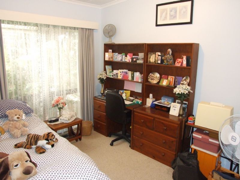 17 Joy Street, Newborough VIC 3825