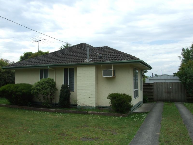 100 Service Road, Moe VIC 3825