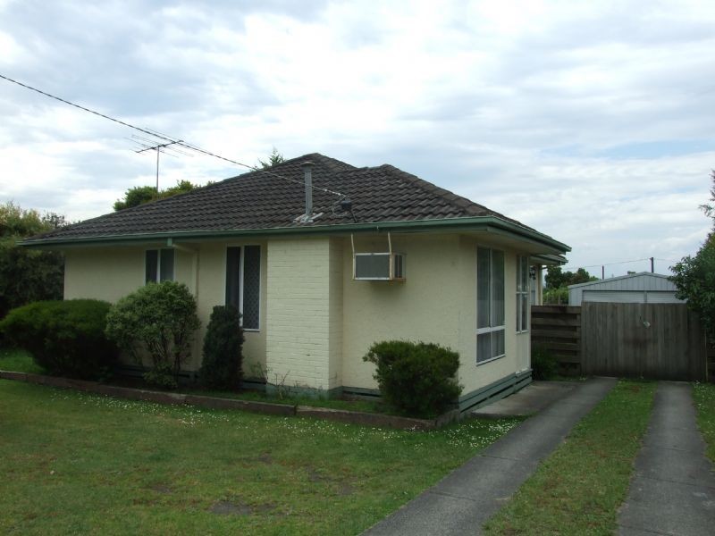 100 Service Road, Moe VIC 3825