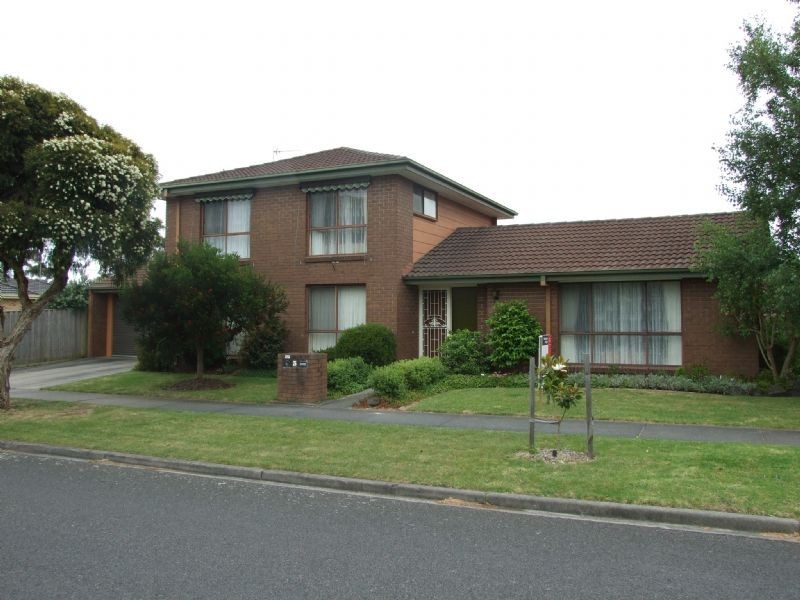 3 Colli Drive, Newborough VIC 3825