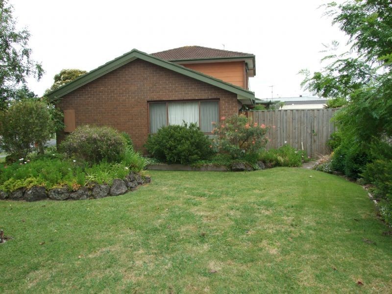 3 Colli Drive, Newborough VIC 3825