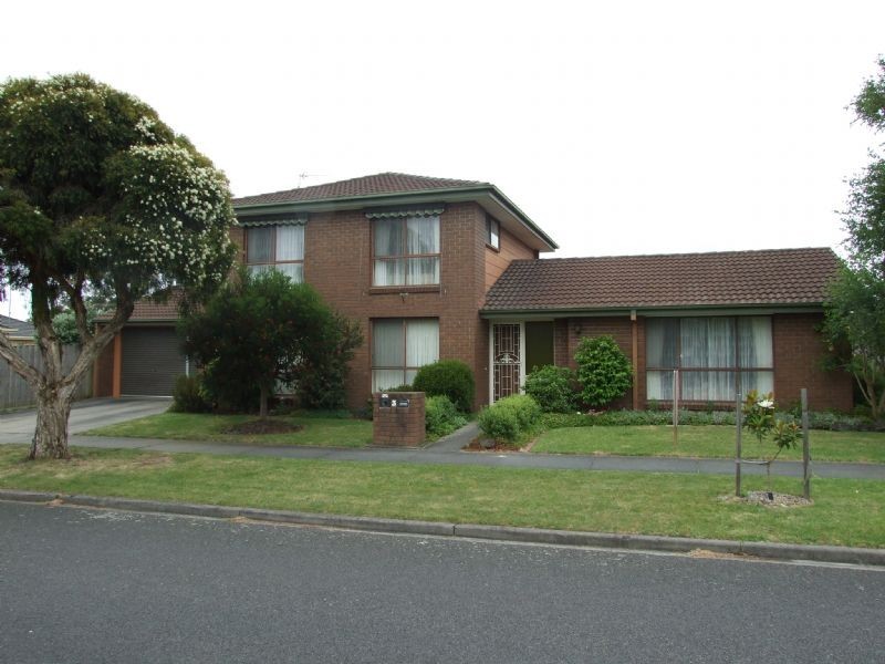 3 Colli Drive, Newborough VIC 3825
