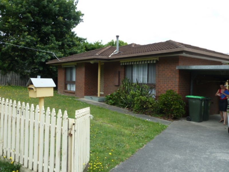 31 Durham Road, Newborough VIC 3825