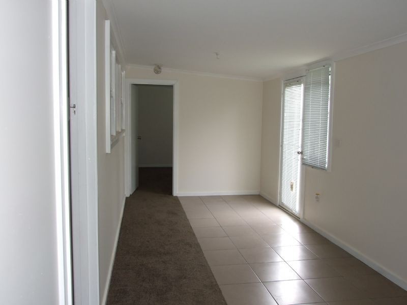 123 Service Road, Moe VIC 3825